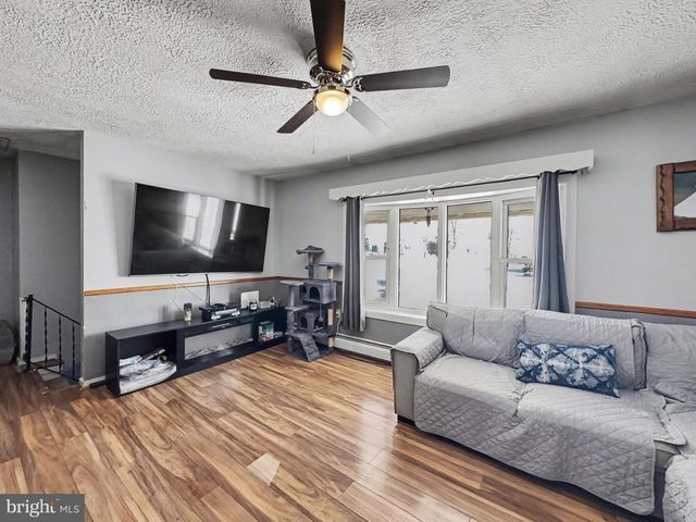 3610 S SALEM CHURCH RD, Dover, PA 17315