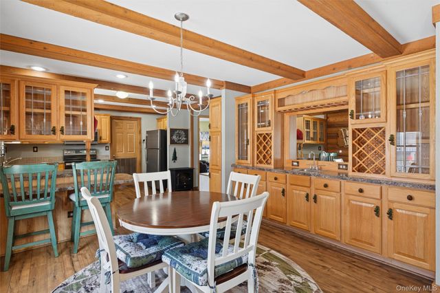 1661 Old Country Road 353, Riverhead, NY 11901