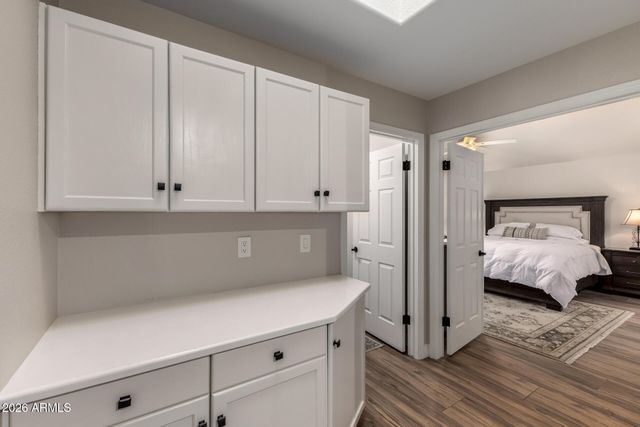 10010 E SUNNYSLOPE Lane, Scottsdale, AZ 85258