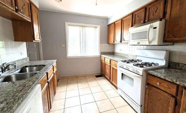 1201 E Euclid Avenue, Arlington Heights, IL 60004