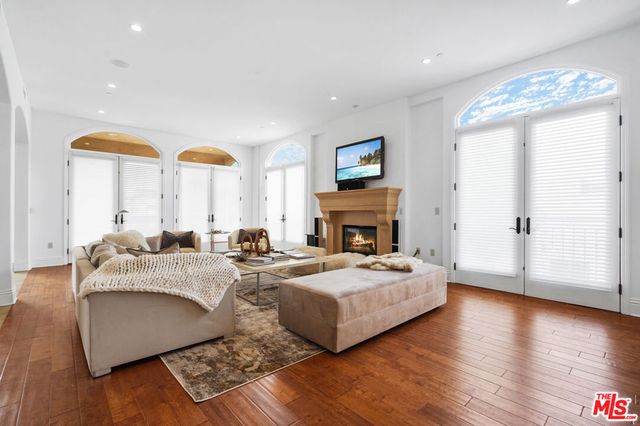 420 S HAMEL Road PH1, Los Angeles, CA 90048