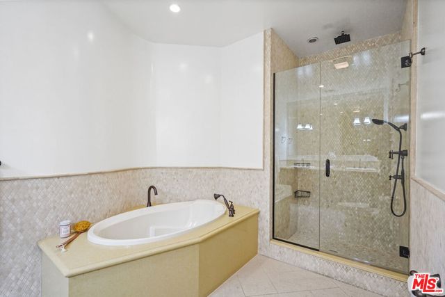 420 S HAMEL Road PH1, Los Angeles, CA 90048