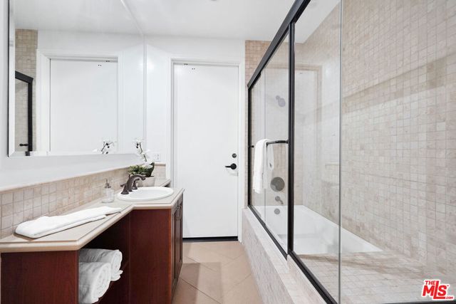 420 S HAMEL Road PH1, Los Angeles, CA 90048