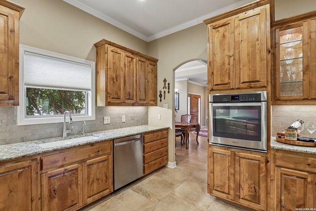 1139 CREEKSIDE POND RD, Seguin, TX 78155