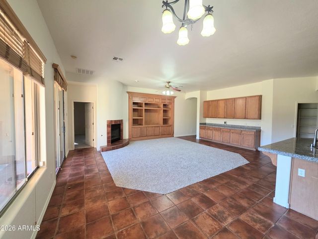 1021 W Horseshoe Avenue, Gilbert, AZ 85233