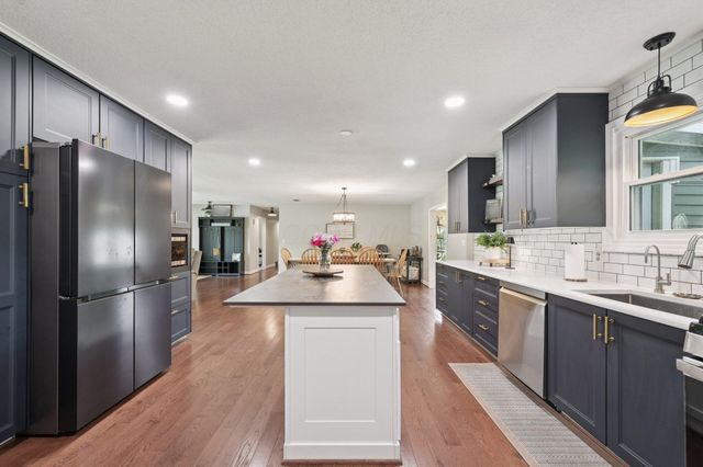 137 Oakland Boulevard NE, Newark, OH 43055