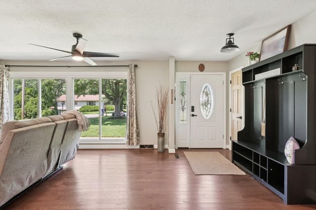 137 Oakland Boulevard NE, Newark, OH 43055