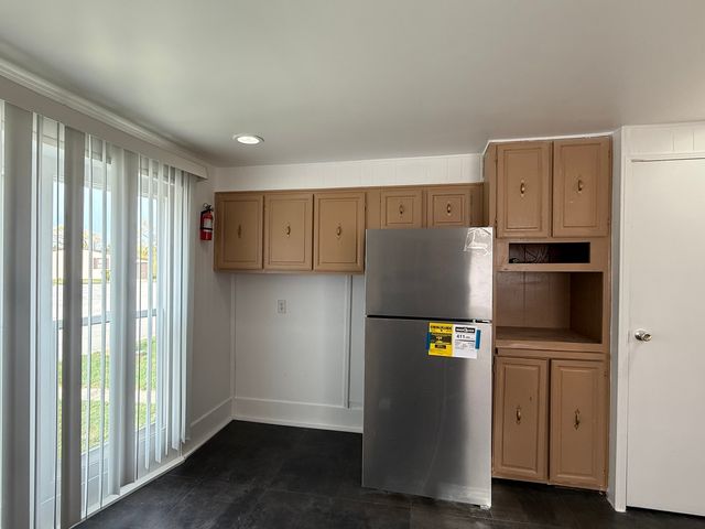 605 Tanglewood Road, Matteson, IL 60443