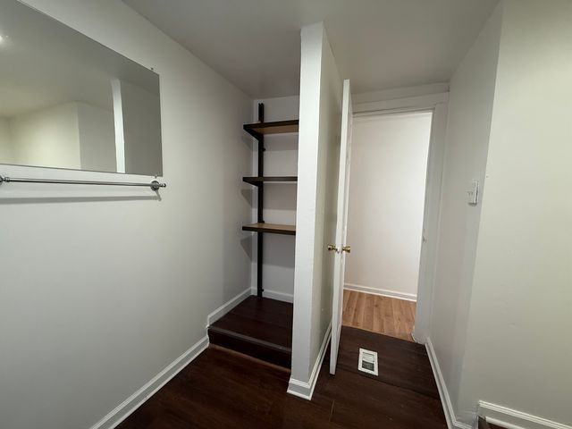 605 Tanglewood Road, Matteson, IL 60443