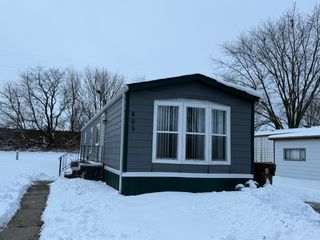 605 Tanglewood Road, Matteson, IL 60443