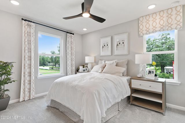 6059 CROSSROADS STATION Drive, Jacksonville, FL 32205