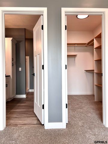 290 N 19th Street, Geneva, NE 68361