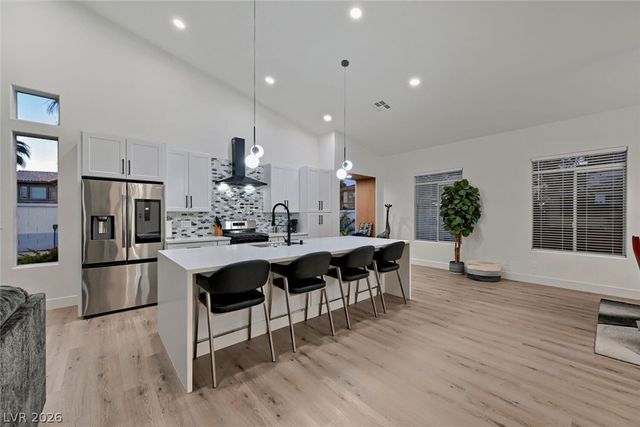 8870 Las Montanas Avenue, Las Vegas, NV 89147