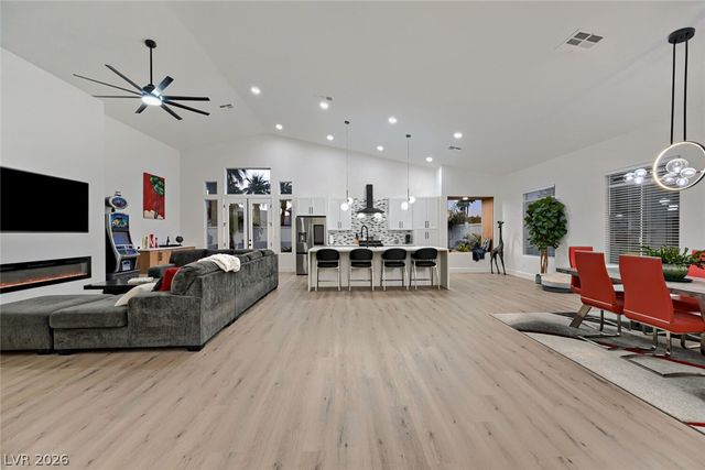 8870 Las Montanas Avenue, Las Vegas, NV 89147
