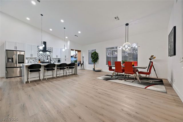 8870 Las Montanas Avenue, Las Vegas, NV 89147