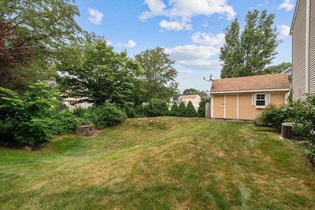 19 Desmar Court, Warwick, RI 02889