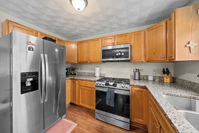 19 Desmar Court, Warwick, RI 02889