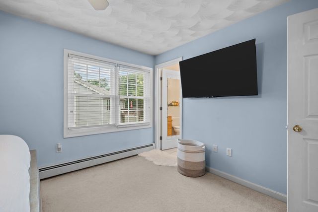 19 Desmar Court, Warwick, RI 02889