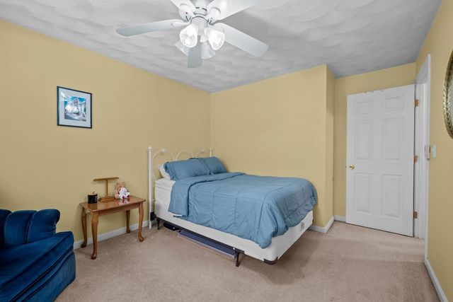 19 Desmar Court, Warwick, RI 02889