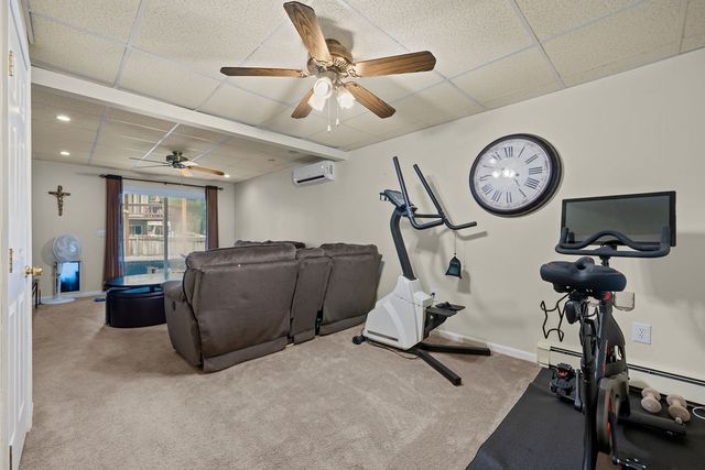 19 Desmar Court, Warwick, RI 02889
