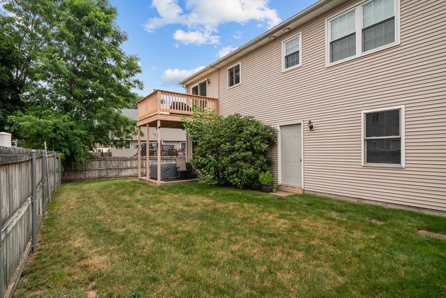 19 Desmar Court, Warwick, RI 02889