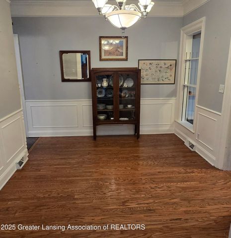 247 E 1st Street, Ovid, MI 48866