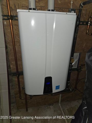 247 E 1st Street, Ovid, MI 48866