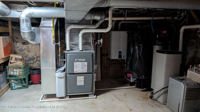 247 E 1st Street, Ovid, MI 48866