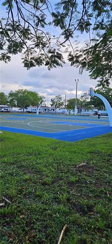 10420 SW 149th St, Miami, FL 33176