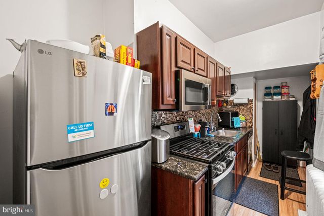 231 S OAK AVE, Clifton Heights, PA 19018
