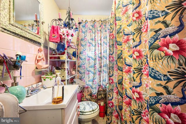 231 S OAK AVE, Clifton Heights, PA 19018