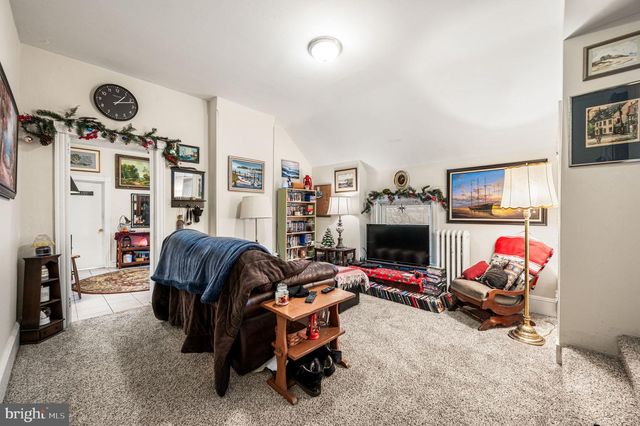 231 S OAK AVE, Clifton Heights, PA 19018