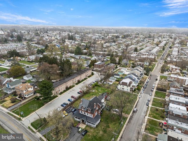 231 S OAK AVE, Clifton Heights, PA 19018