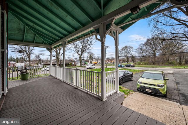 231 S OAK AVE, Clifton Heights, PA 19018