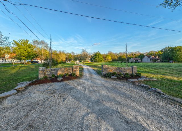 1737 Verona Caney Rd, Lewisburg, TN 37091