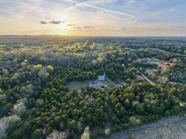1737 Verona Caney Rd, Lewisburg, TN 37091
