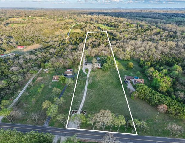 1737 Verona Caney Rd, Lewisburg, TN 37091
