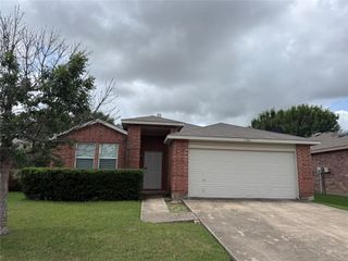 1724 Arbuckle Drive, Fort Worth, TX 76247