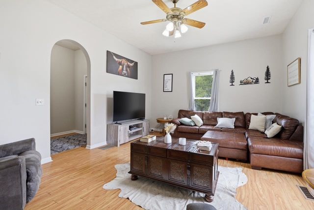 4 Front Street, Spartanburg, SC 29301