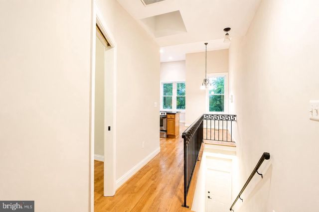 1911 8TH ST NW, Washington, DC 20001