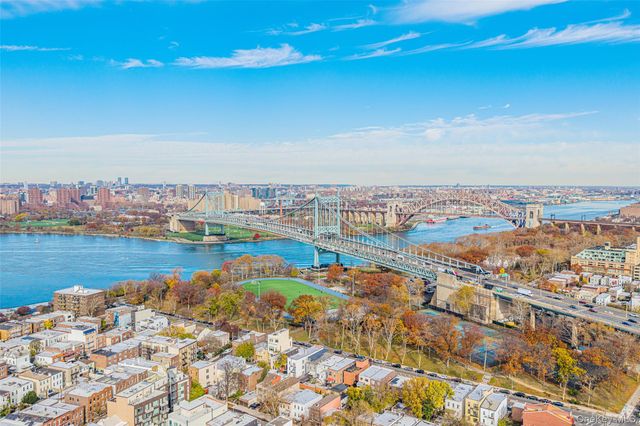 1822 Astoria Park S, Astoria, NY 11102