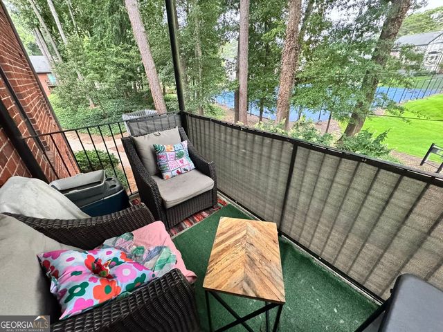 6851 Roswell Road NE H-31, Sandy Springs, GA 30328