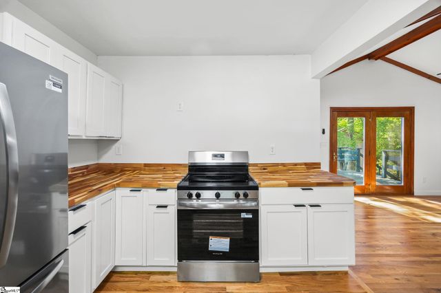17 Ogden Drive, Greenville, SC 29617