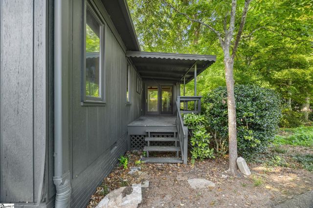 17 Ogden Drive, Greenville, SC 29617