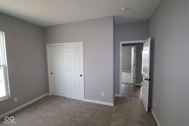 4196 Hayden Valley Drive, Bargersville, IN 46106