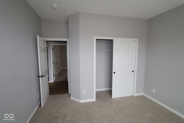 4196 Hayden Valley Drive, Bargersville, IN 46106