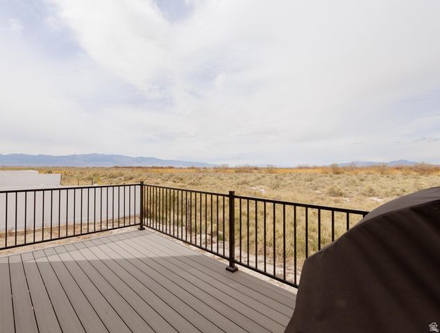 540 W LEFTY LN, Stansbury Park, UT 84074