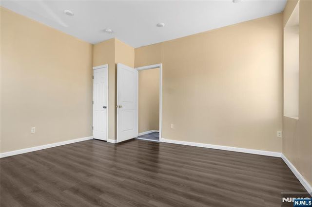 183 Bergen Turnpike, Ridgefield Park, NJ 07660