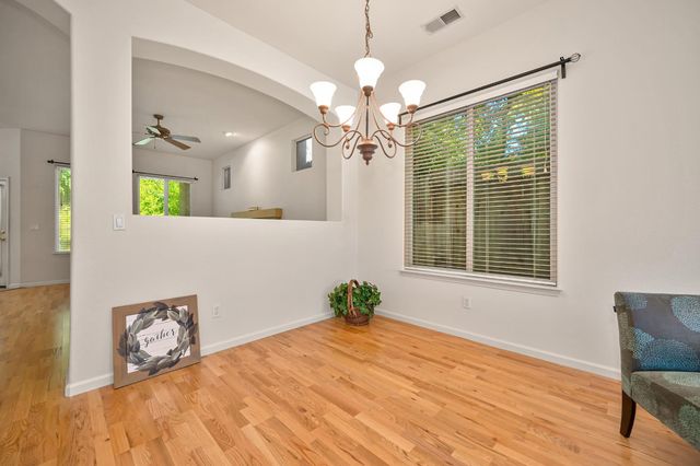 11566 Stonebrook Dr, Auburn, CA 95603