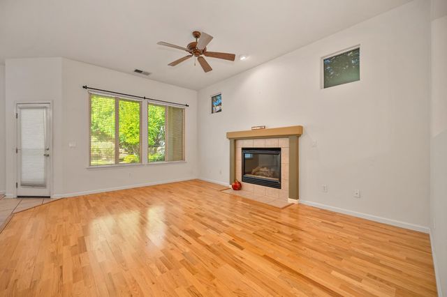 11566 Stonebrook Dr, Auburn, CA 95603